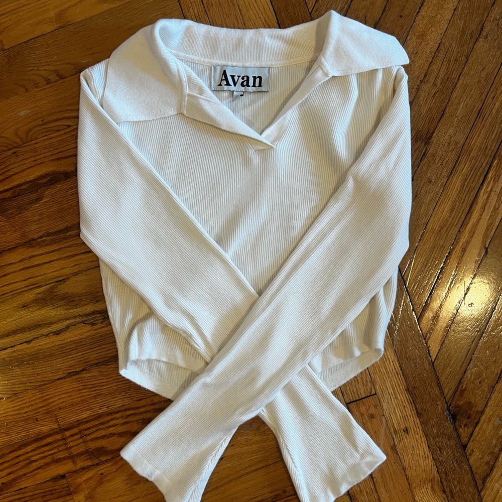 Avan Cream Ribbed Long Sleeve Cropped Sweater V-neck Top